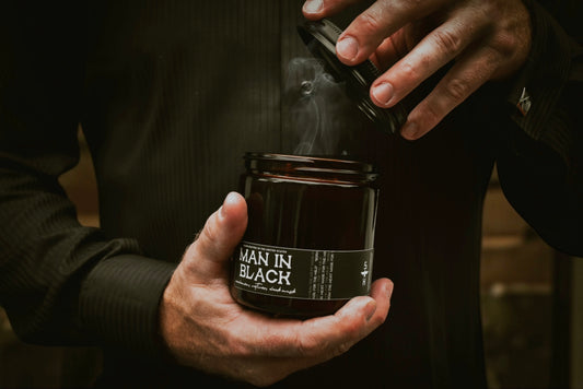 MAN IN BLACK - Cardamom & Vetiver