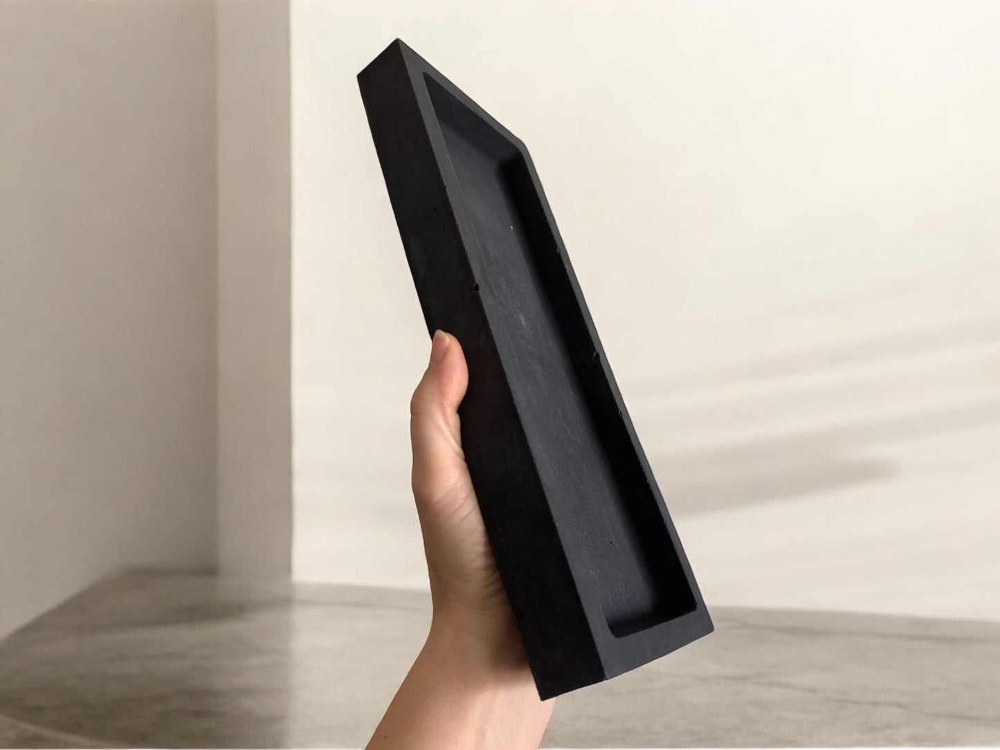 LAREDO TRAY - Obsidian