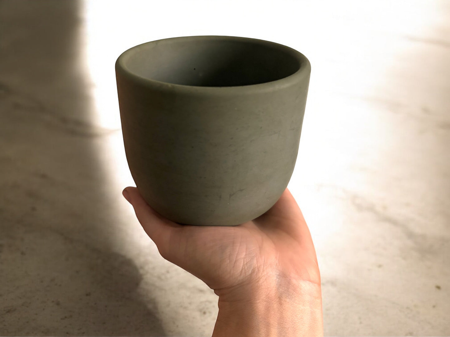 SMOOTH CANDLE - Olive