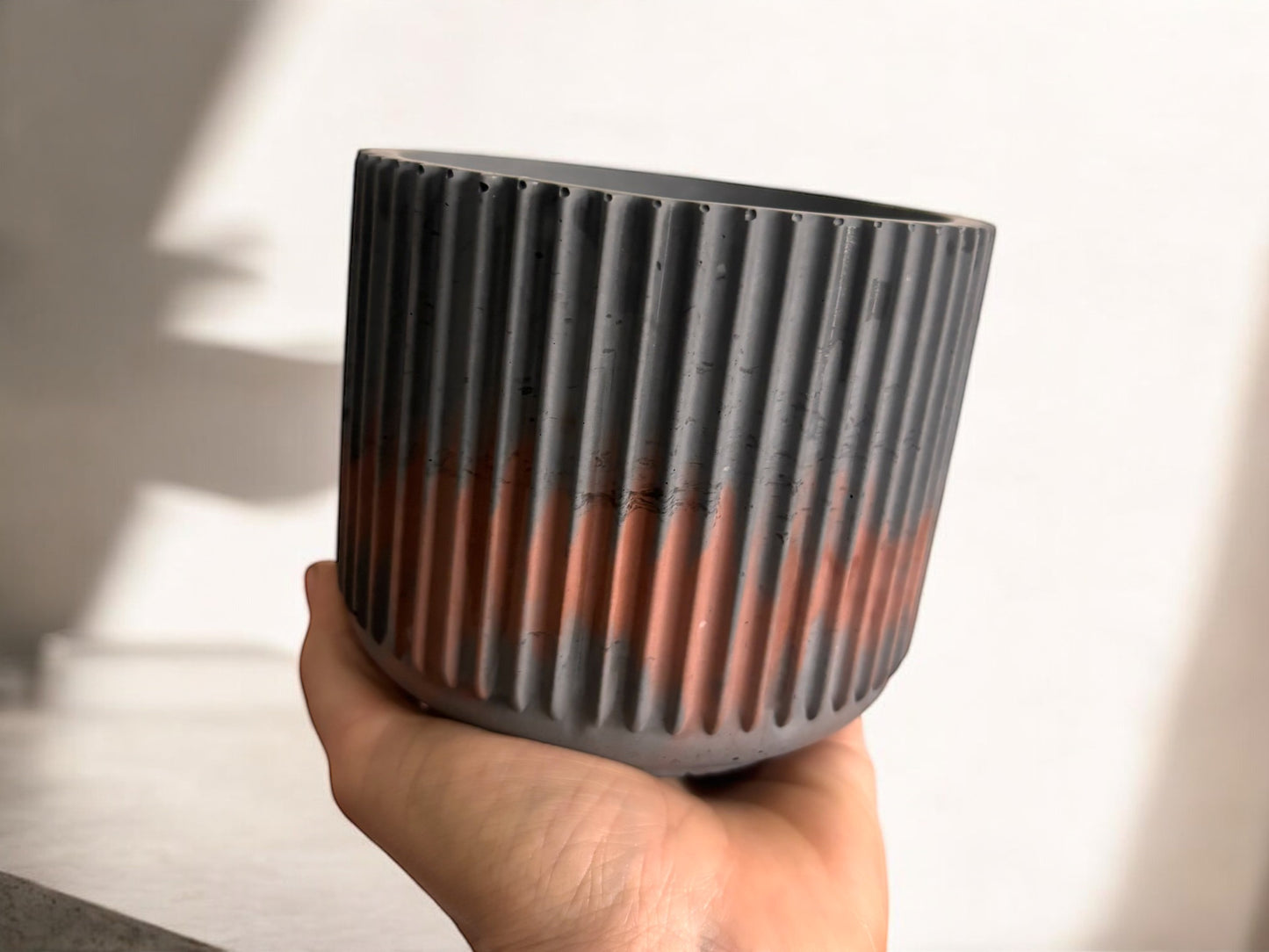 PLEATED CANDLE - Rust & Grey