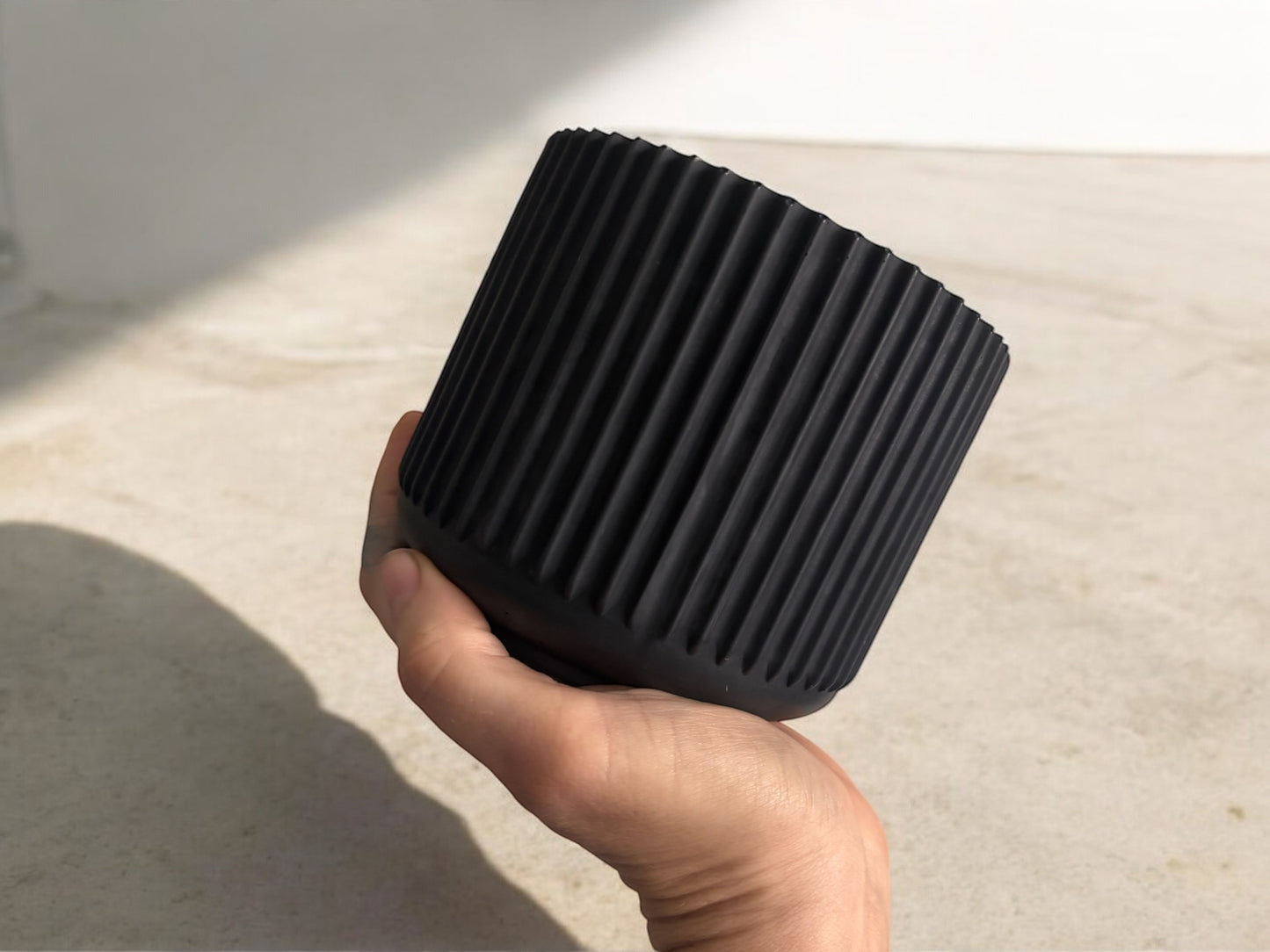 PLEATED CANDLE - Obsidian